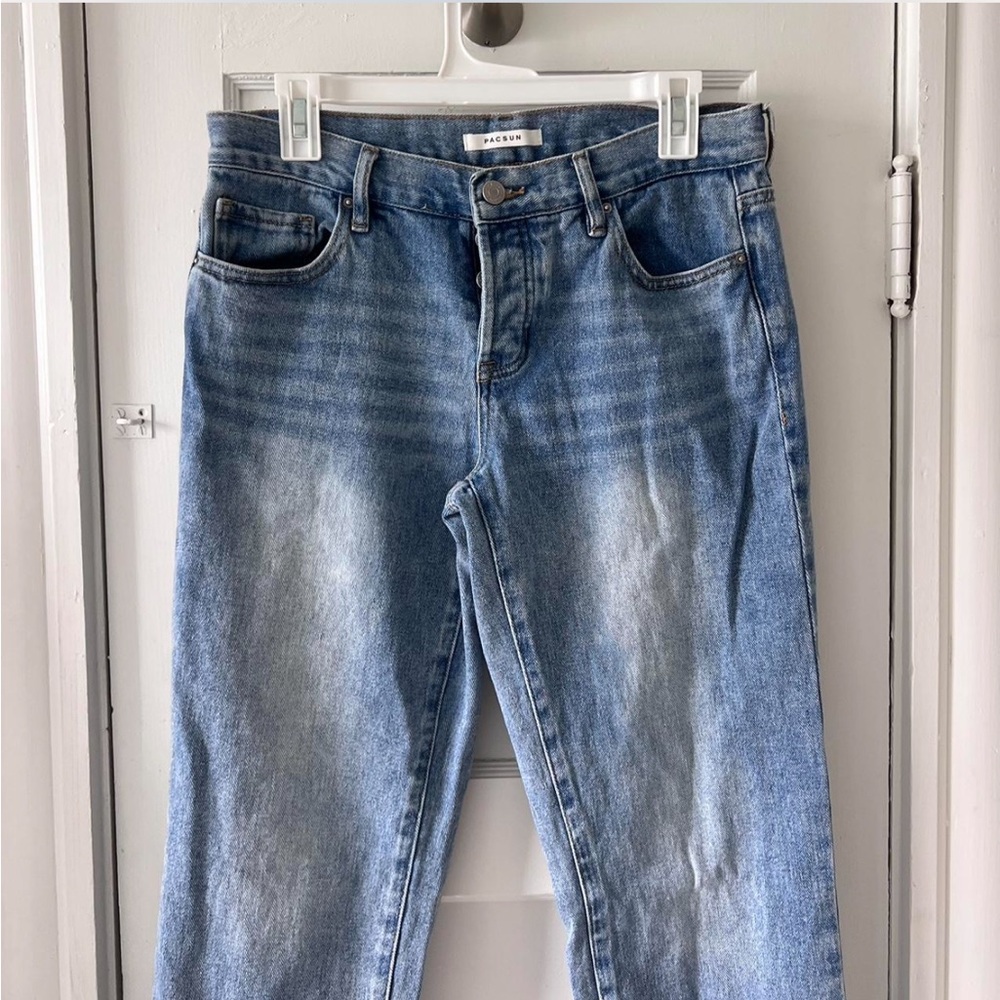 Low rise straight leg Pacsun jeans 
size:27